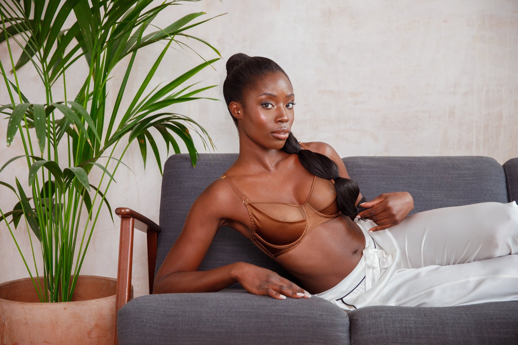 5 Signs You Need A New Bra - Nubian Skin